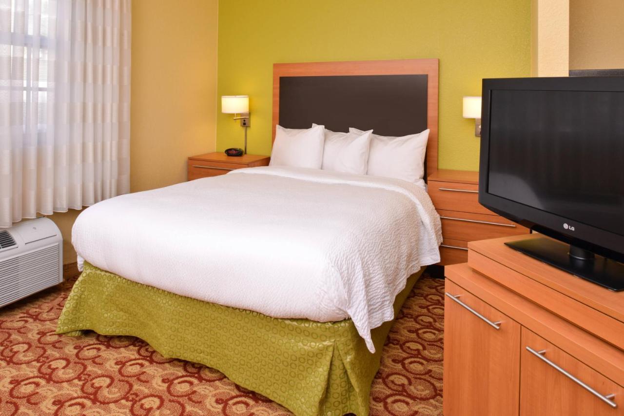 Candlewood Suites Miami Lakes By Ihg Buitenkant foto