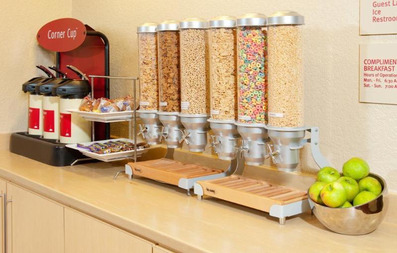 Candlewood Suites Miami Lakes By Ihg Buitenkant foto