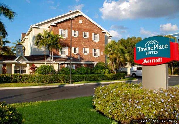Candlewood Suites Miami Lakes By Ihg Buitenkant foto