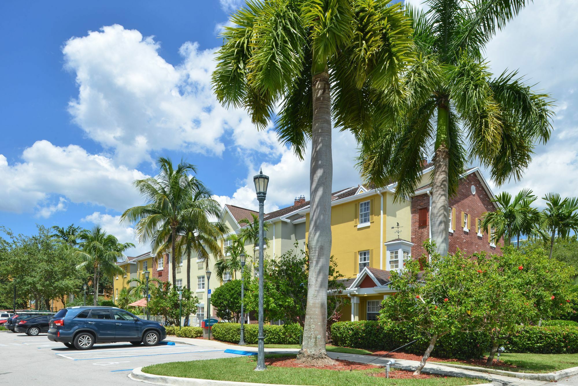 Candlewood Suites Miami Lakes By Ihg Buitenkant foto