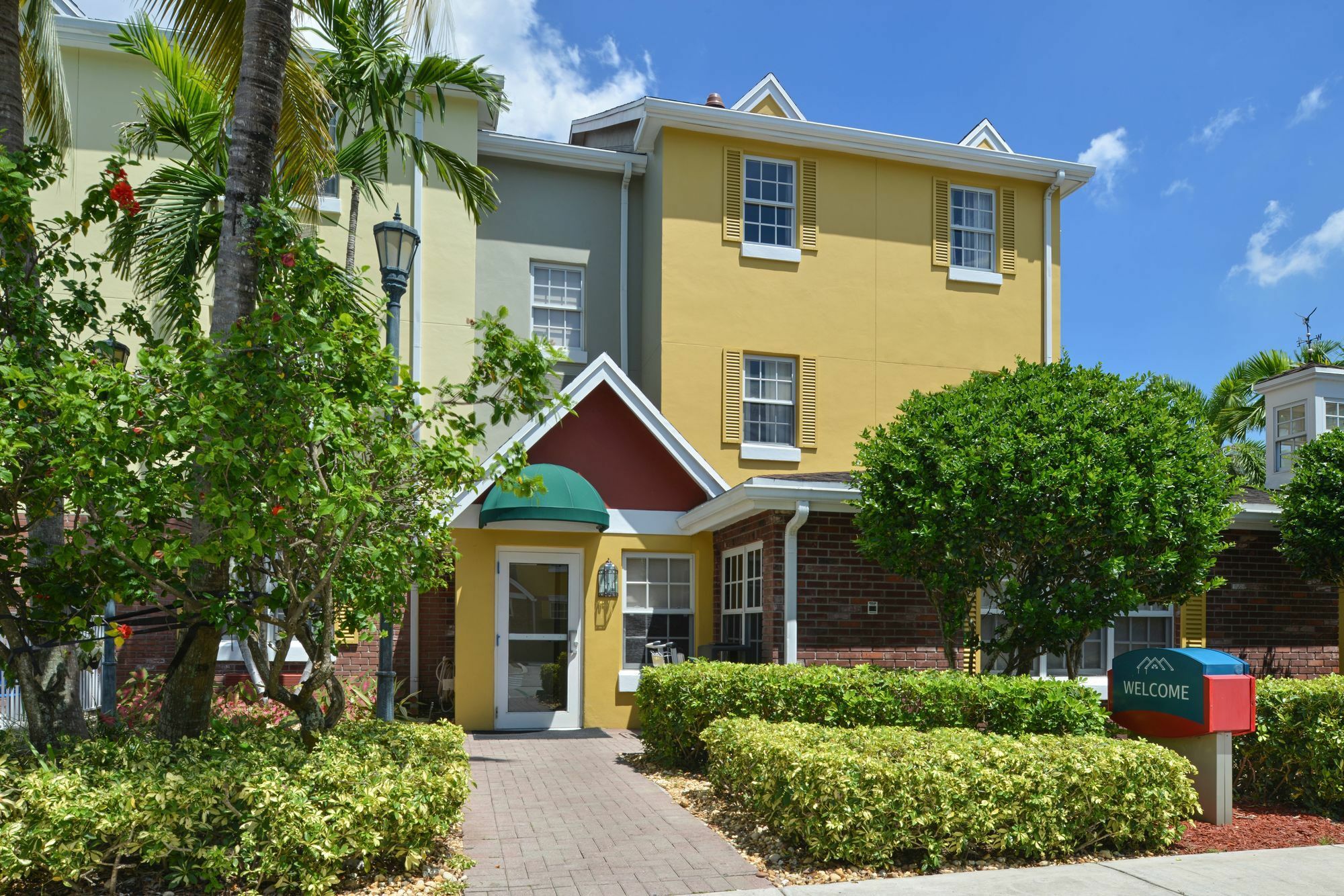 Candlewood Suites Miami Lakes By Ihg Buitenkant foto